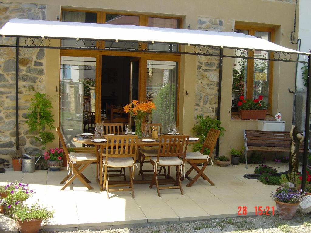 Bed and Breakfast Aux Quatre Saisons Axat Экстерьер фото
